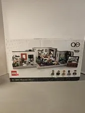 LEGO Icons: Queer Eye-The Fab 5 Loft (10291) NEW RETIRED OPEN DAMAGED BOX FS