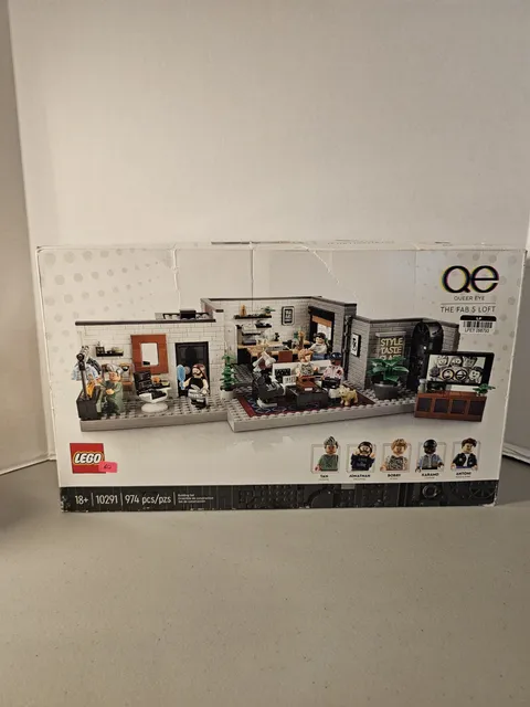 LEGO Icons: Queer Eye-The Fab 5 Loft (10291) NEW RETIRED OPEN DAMAGED BOX FS