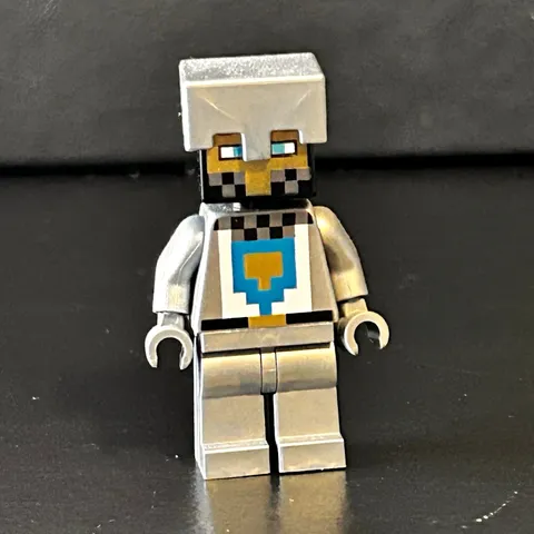 LEGO Minecraft Minifigure w/ Silver Armor, Helmet & Printed Torso