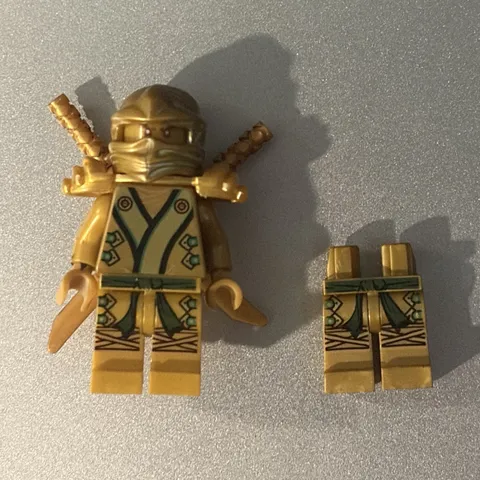 LEGO Ninjago Lloyd Gold Ninja Minifigure w/ Weapons + Extra Legs njo017