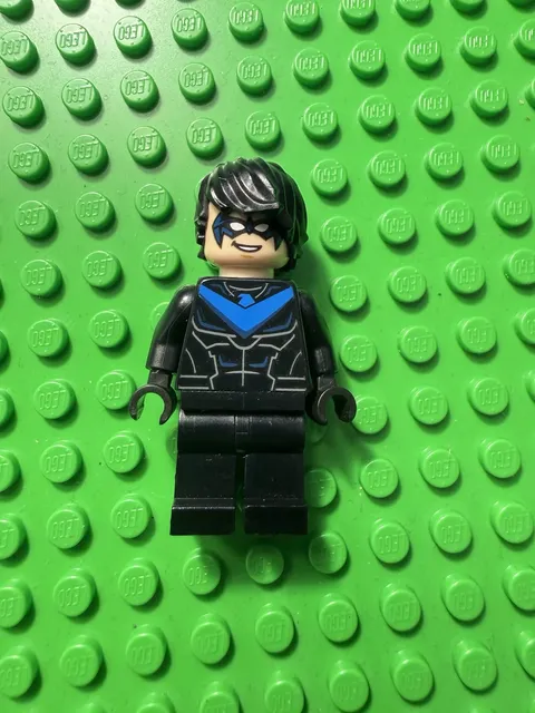  LEGO Nightwing Rebirth Minifigure 76160 Batman DC Super Heroes