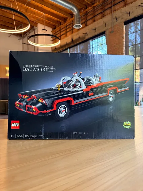 LEGO Super Heroes: Batman: the Classic TV Series Batmobile (76328)