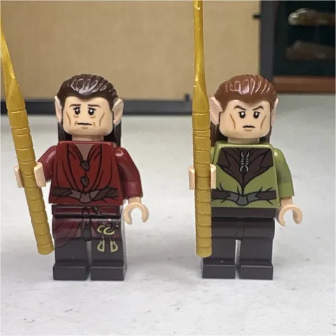 LEGO Minifigure Mirkwood Guard & Chief w/ Gold Spears & Gold Bow Accessories