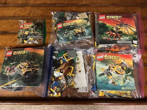 LEGO Dino lot 100% Complete With Manuals 5882 5883 5884 5885 5886 5888