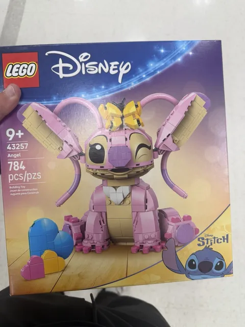 LEGO Disney Angel & Stitch Building Set 43257 784pcs Brick Separator Included