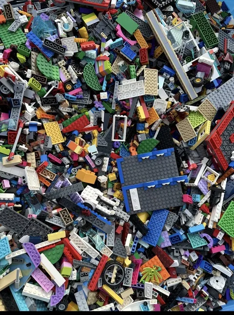 LEGO Bulk Lot 1 pound per quantity