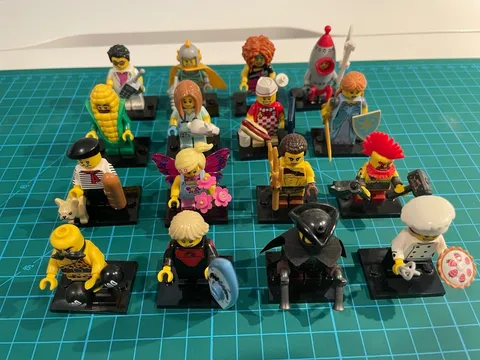 LEGO Minifigures Series 17 - Complete Set of 16 - 100% Complete