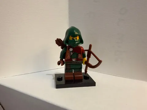 LEGO Rogue 71013 Series 16 Minifigure - Complete - Condition is Good