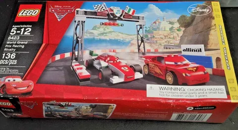 LEGO Cars 2: World Grand Prix Racing Rivalry Set 8423 2011 NEW