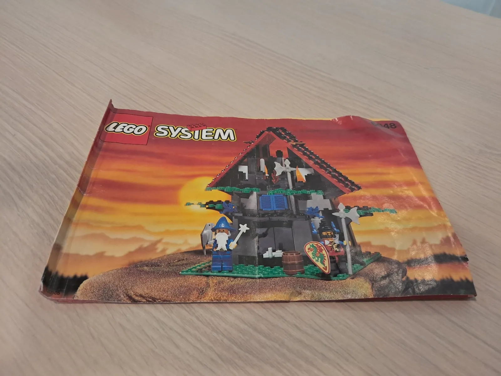 LEGO SYSTEM 6048 Majisto Magic Workshop NOTE