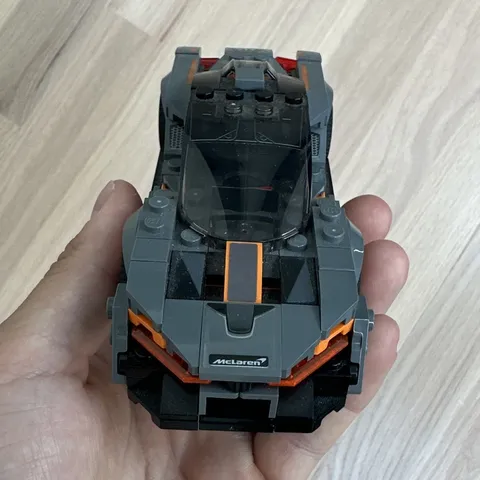 LEGO McLaren Senna 75892, comes as pictured