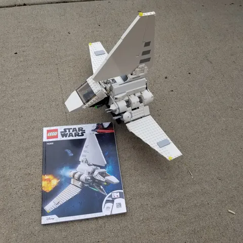 LEGO 75302 Star Wars Imperial Shuttle INCOMPLETE