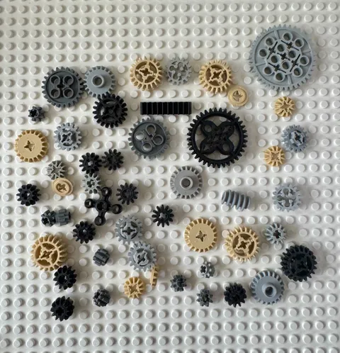 LEGO Lot of 50 Technic Gears (Exactly As Pictured)