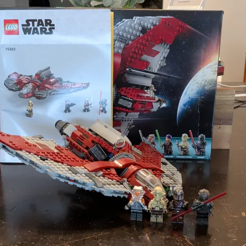 LEGO Star Wars 75362 Ahsoka Tano's T-6 Jedi Shuttle 599pc w/ Minifigures