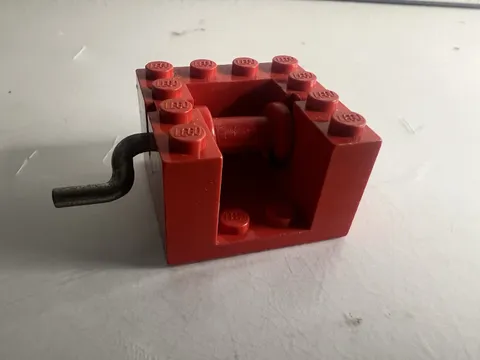 Vintage Lego RED String Reel Winch w/Metal Handle (Red Drum) ob