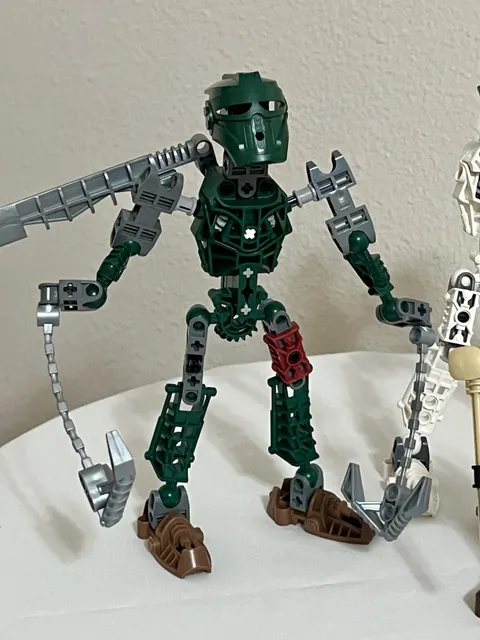 LEGO Bionicle Buildable Characters Lot - Incomplete For Parts/Pieces Vintage