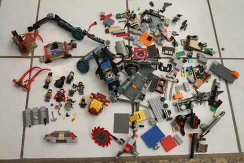 Lego Lot Lego Ninjago Water Strider 70611 ,Minigures,Iron Man Darth Vader +