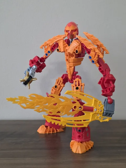 LEGO BIONICLE: Glatorian Legends - Ackar (8985) Complete W/ Substitution
