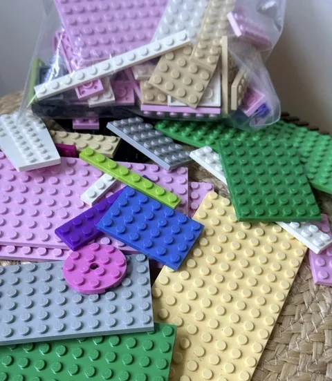 2 LB Genuine LEGO Flat Plates Bulk Lot Mixed Sizes Colors Baseplates Parts