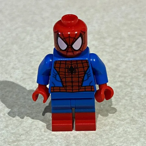 LEGO Spider-Man Minifigure Red & Blue Suit Plastic Figure Age 5+