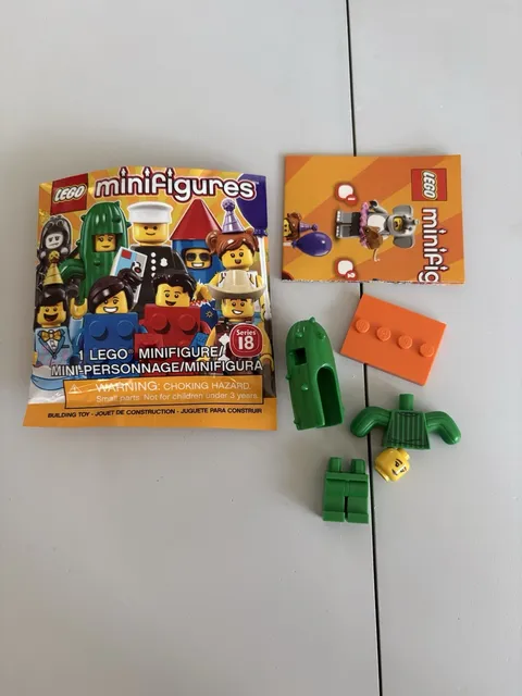 LEGO Cactus Costume Minifigure Series 18 
