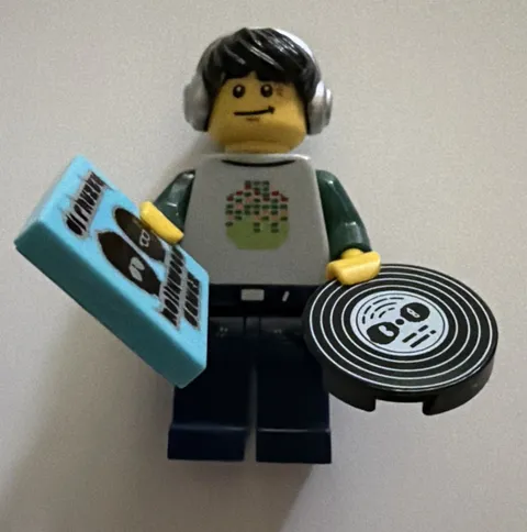 Lego Series 8 CMF DJ Minifigure, Complete with Accessories