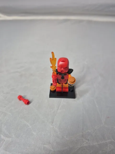 LEGO  Series 29 Collectible Minifigures 71052 - Bionicle Cosplayer
