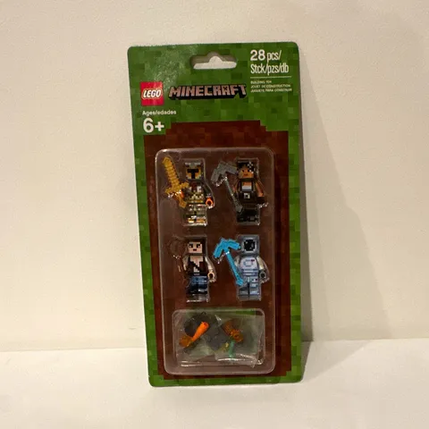 LEGO Minecraft Steve Minifigure Accessory Set 853610 28 pcs Blister Pack