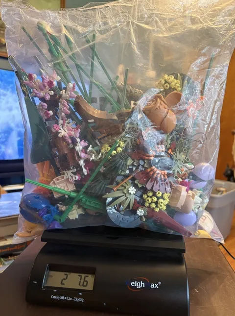 Botanicals and Flowers Lego Lot—Pieces and parts, Over 5 Lbs