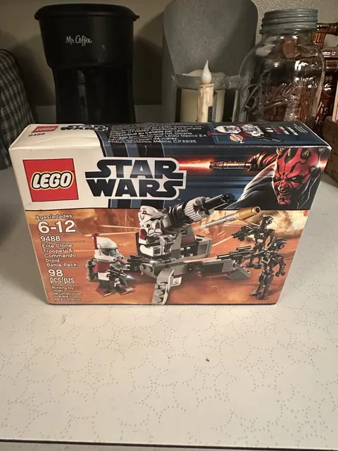 Star Wars: Elite Clone Trooper & Commando Droid Battle Pack (9488) Please Read