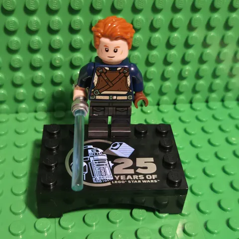 LEGO Star Wars - Cal Kestis - 75394 - 25th Anniversary Stand Mint