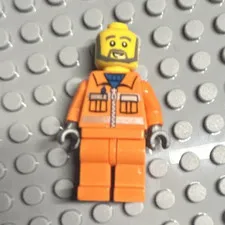 LEGO Minifigure Orange Jumpsuit Outfit Stubble Beard Yellow Head Plastic