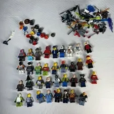 LOT 35 LEGO MINIFIGURE Mixed Themes + Misc Parts & Accessories