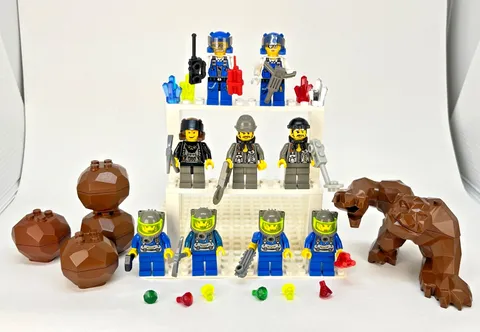 LEGO Rock Raiders Power Miners Minifigure Lot x9 Rock Monster Boulders Crystals