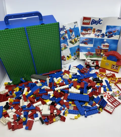 Vintage Lego Storage Carry Case w/ Building Bricks Figures & Manuals 535, 545