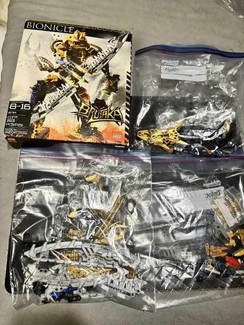 LEGO BIONICLE: Titan Warrior Brutaka (8734) - Complete