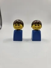 LEGO Basic 1980's Figure Set Of 2 Vintage Pieces Sold As Is