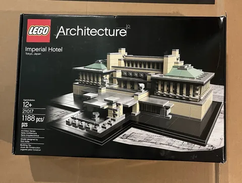 LEGO Architecture 21017 Imperial Hotel brand new sealed Damaged  box New York