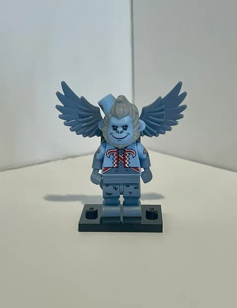 LEGO Flying Monkey Minifigure From Batman Set 70917 - Smile