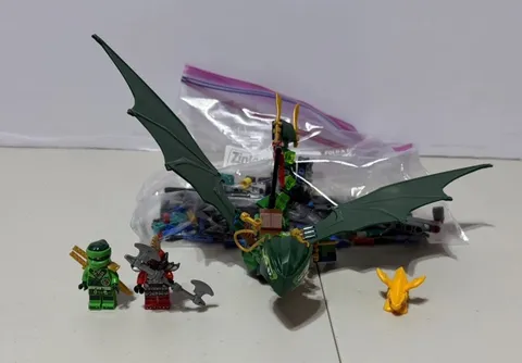 LEGO NINJAGO: Lloyd's Green Forest Dragon (71829)