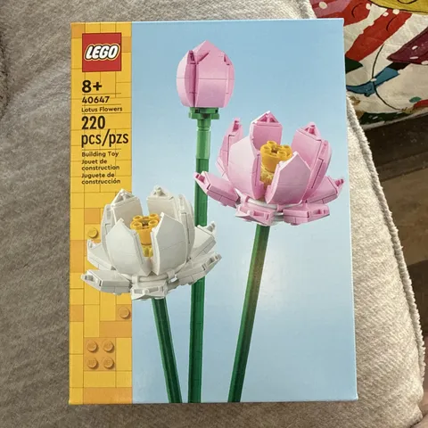 Lego Lotus Flowers Set 40647 Brand New Factory Sealed 220pcs