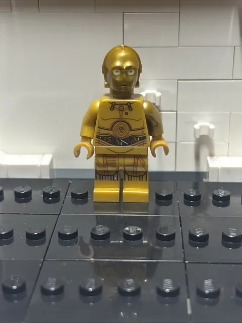 Lego Star Wars C-3PO Minifigure from Retired Set Droid Escape Pod 75136