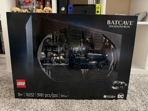 LEGO DC: Batcave – Shadow Box (76252)