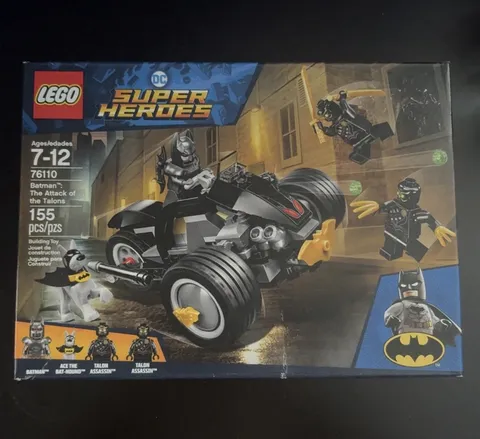 Lego Batman ATTACK of the TALONS  Set #76110 DC Super Heroes NEW Retired Set