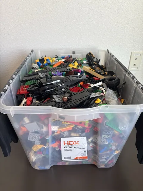LEGO 30 lbs Bulk Lot Random Parts Pieces Bricks Plates Mini Figs