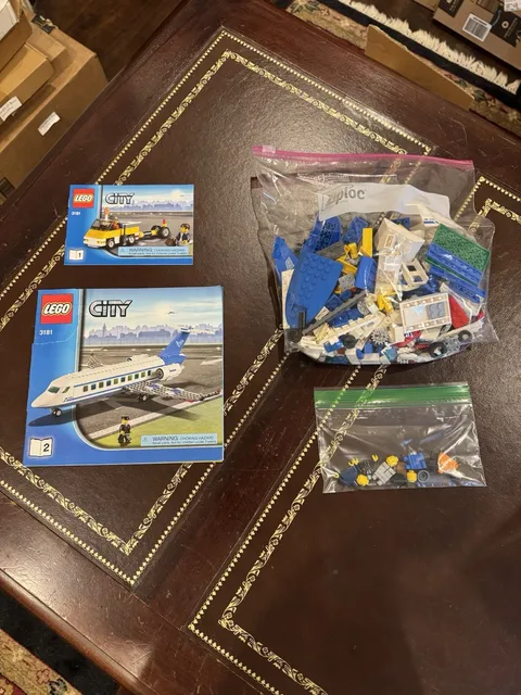 🔥RETIRED SET🔥LEGO CITY: Passenger Plane (3181) 100% Complete No Box *see desc*