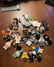 LEGO Minifigures Mixed Lot w/ Minifigure Parts Heads Torsos Accessories