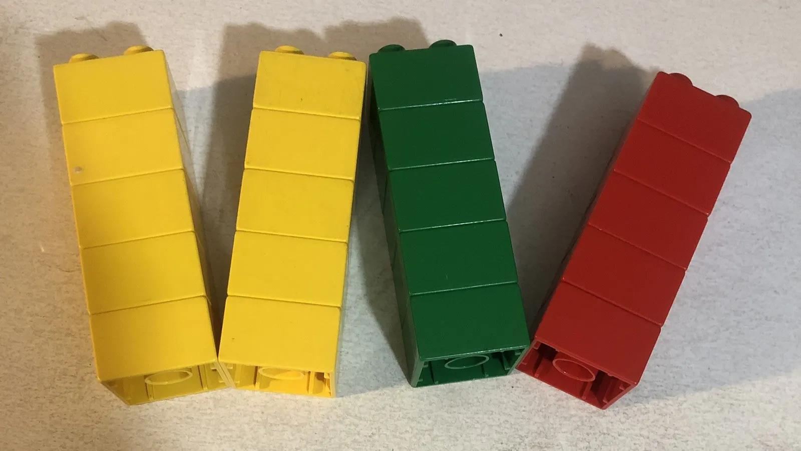 Lego Duplo Lot Of 20 Pieces Parts Pictured