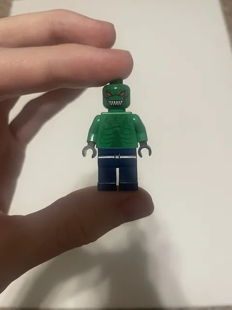 Lego Killer Croc Minifigure *READ DESC* 7780 Classic DC Batman I Batboat 2006