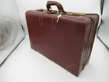 Cool Vintage Tommy Traveler Leather Suitcase Excellent Condition 1950s 1960s Bag